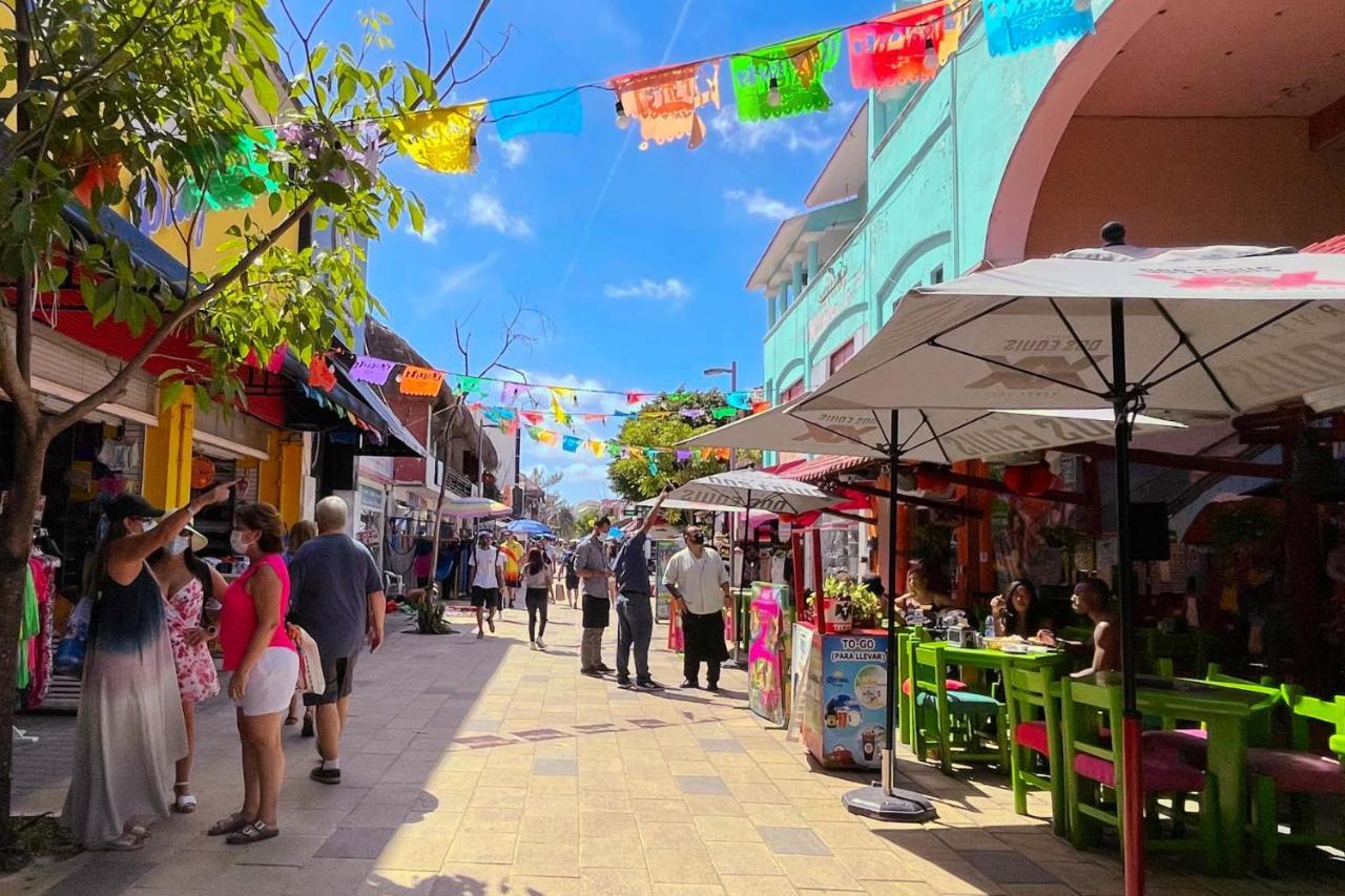 Stylish On The 5th Ave Of Playa del Carmen