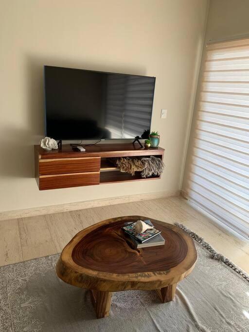 Gorgeus 1 Block 5ta - Beach 5 Min. Walking Apartment