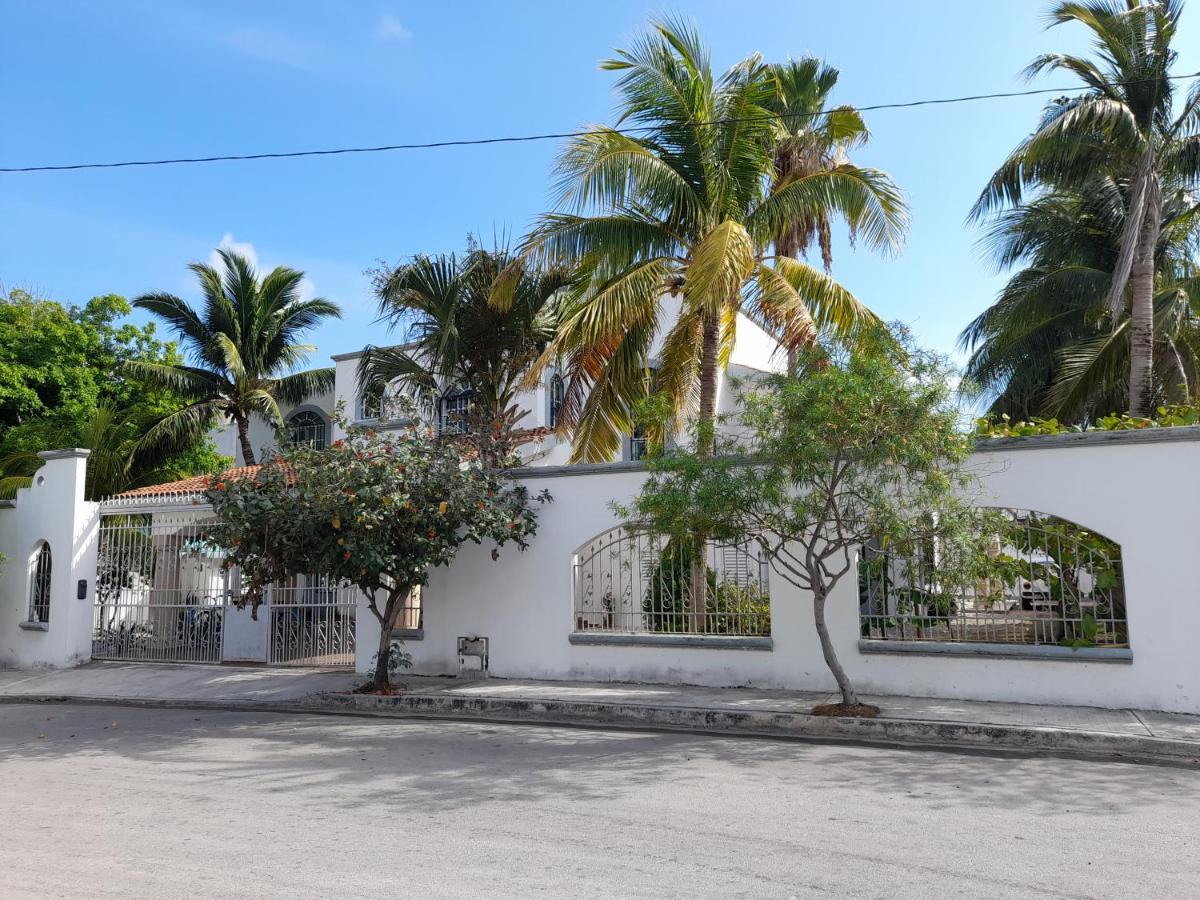 Apartahotel Claro De Luna Playa del Carmen