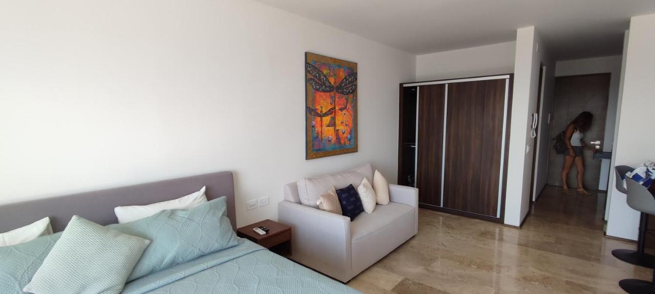 Apartment Menesse Mitdtown2 , Ave 25th *