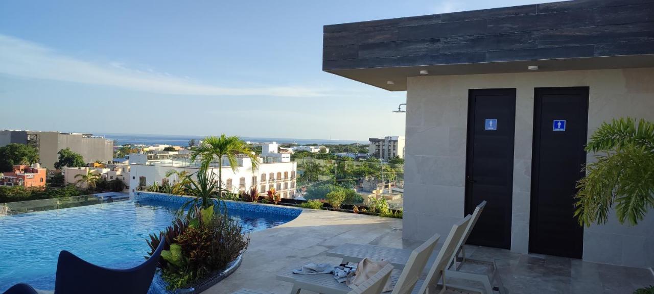 Menesse Mitdtown2 , Ave 25th * Playa del Carmen