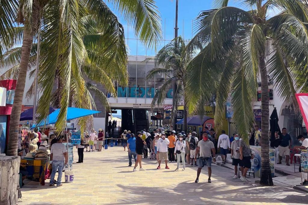 Apartamento Downtown With Rooftop Pool - Walk To 5th Ave & The Playa del Carmen