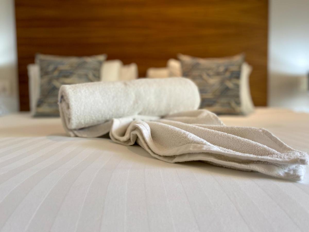 Big At Kaab By The With Roof Pool, Sauna And Jacuzzi Near Paseo Del Carmen Mall Appartement