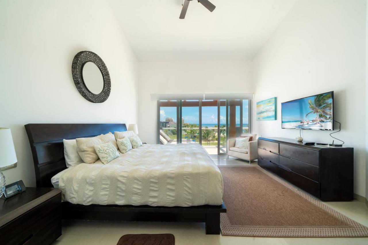 Luxury Ph With 2 Bedroom Private At Mareazul - Vista Playa Holiday home