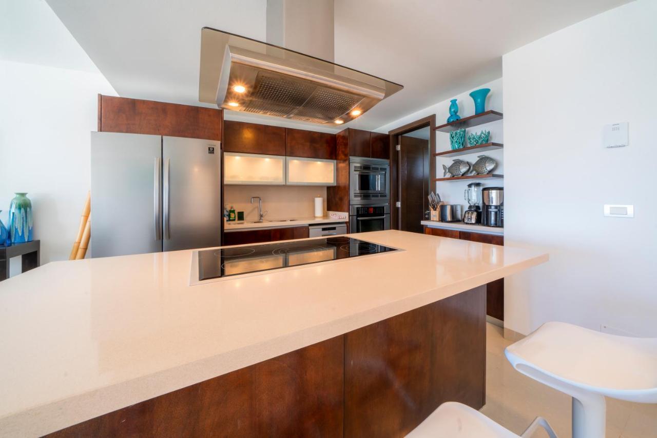 Luxury Ph With 2 Bedroom Private At Mareazul - Vista Playa Holiday home *