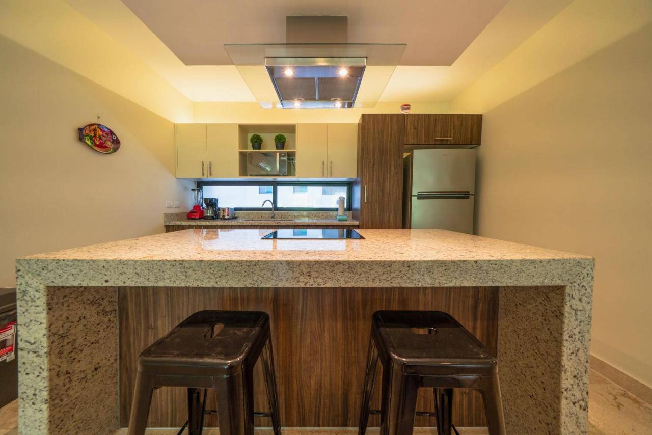 Rooftop With Ocean Views - 2 Bedrooms With Pool - At Arenis 309 *