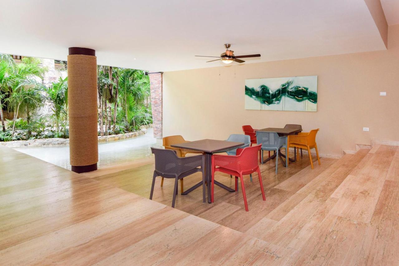 Apartment Amazing Rates At Syrena 112 With Pool Gym