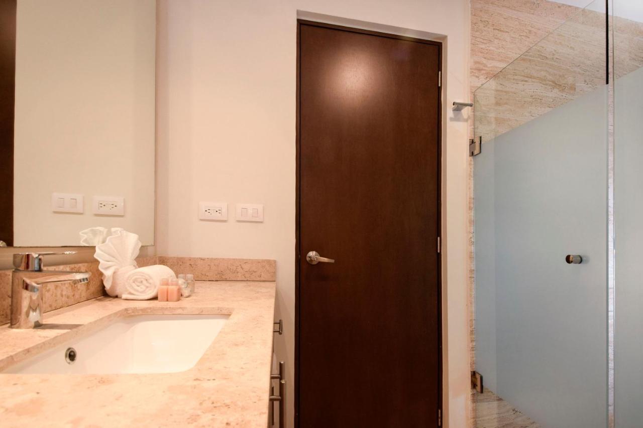 Amazing Rates At Syrena 112 With Pool Gym Apartment *