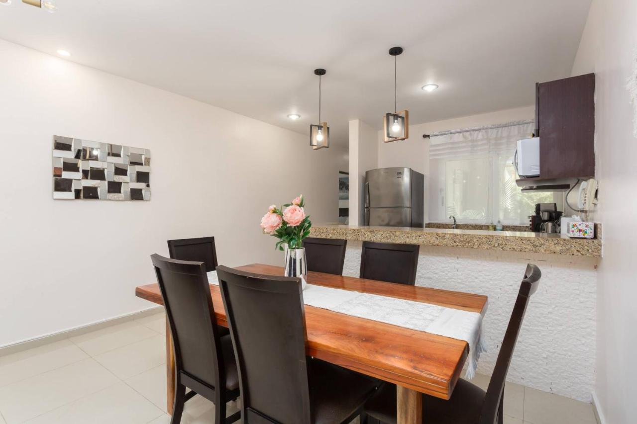 Affordable 1 Bedroom For Families - Near 5th Apartment *