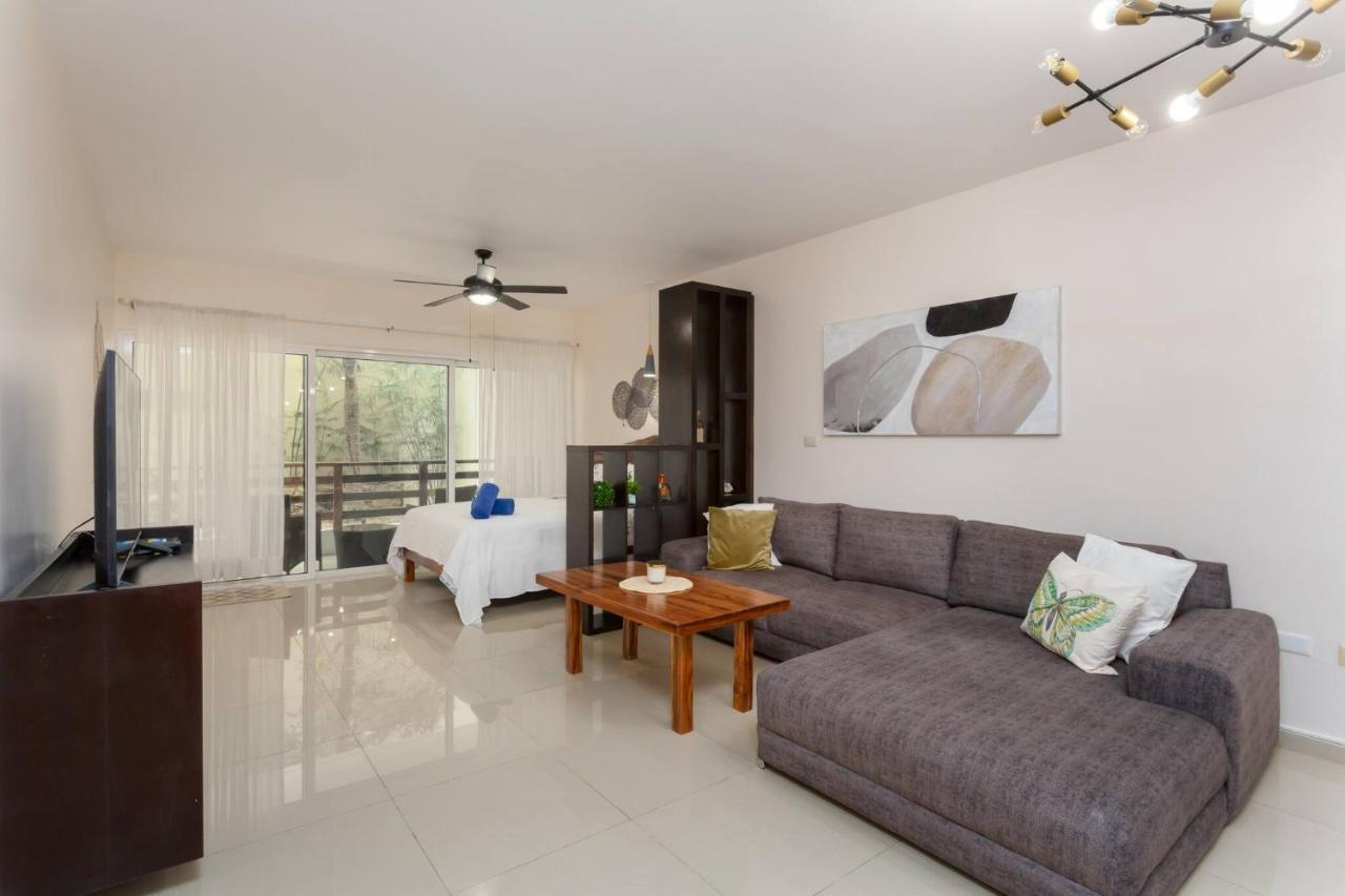 Affordable 1 Bedroom For Families - Near 5th *