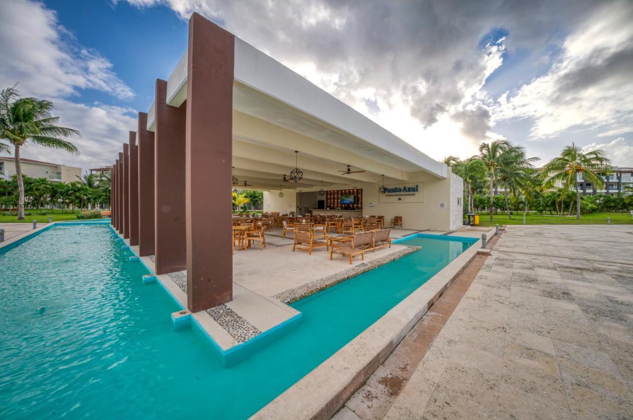 Stunning Ocean Front By Boutique