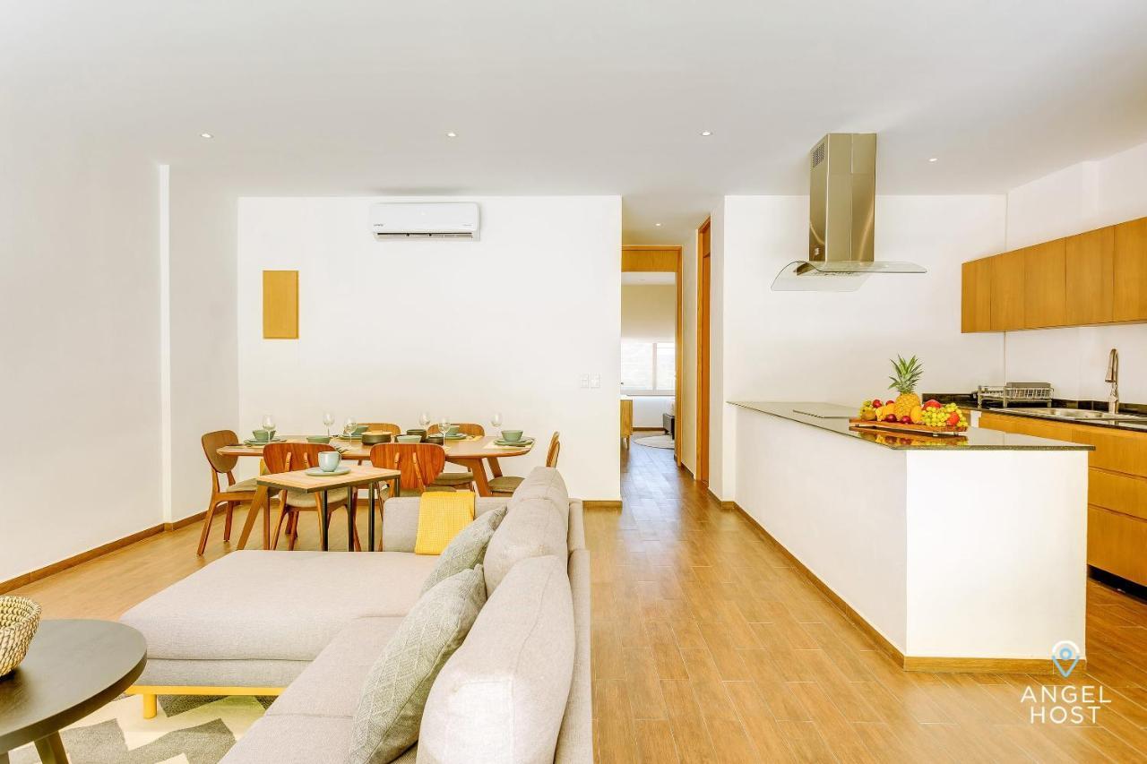 Incredible Oceanview Roof Lounge, Units 2 Blocks To Beach Playa del Carmen