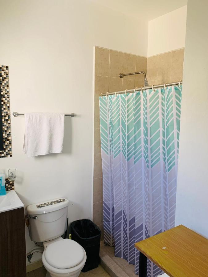 Guest house La Casa De Leo Recamara 1 Cardiell Qroo