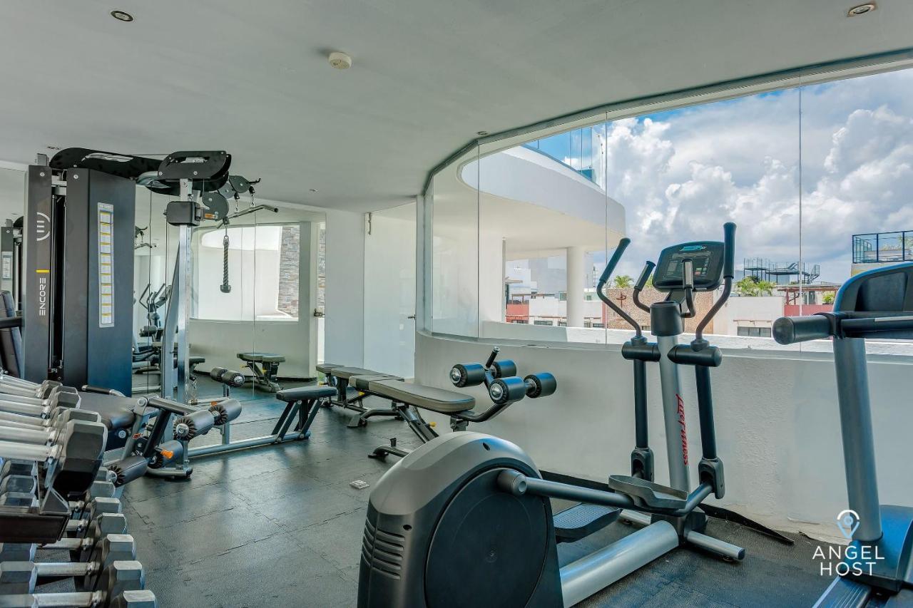 Incredible Oceanview Roof Lounge, Units 2 Blocks To Beach *