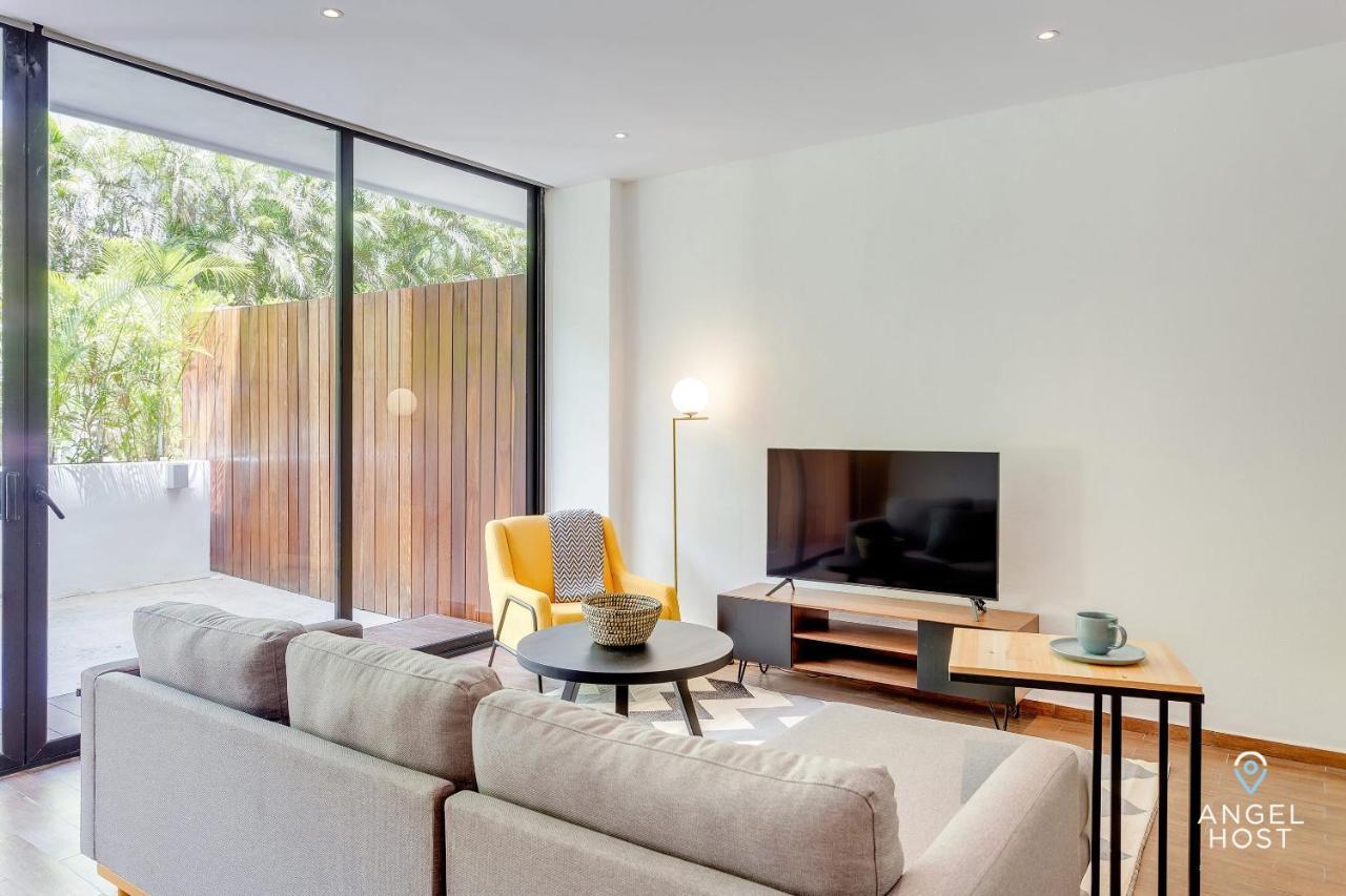 Incredible Oceanview Roof Lounge, Units 2 Blocks To Beach Appartement Playa del Carmen