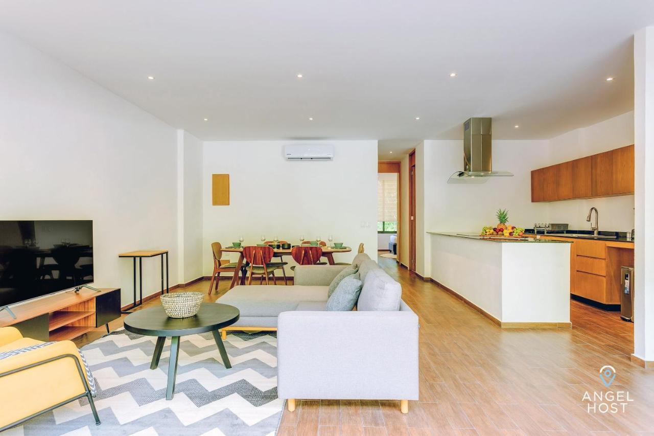 Incredible Oceanview Roof Lounge, Units 2 Blocks To Beach Appartement Playa del Carmen