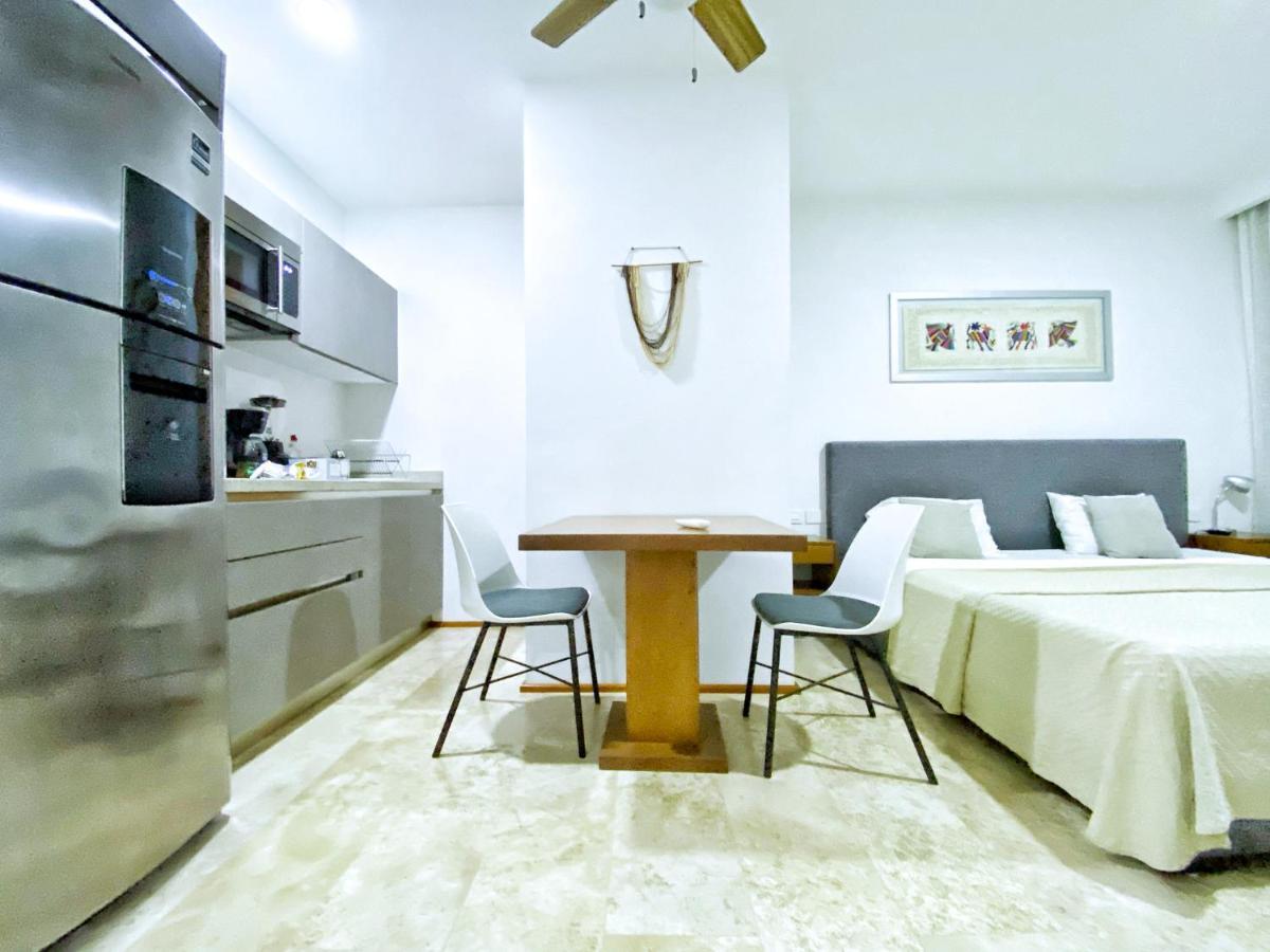 Estudio106 Centrico En Menesse38 Con Roof Apartment Playa del Carmen