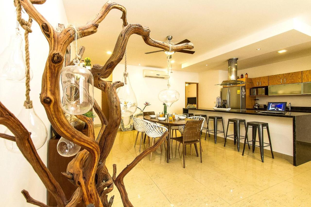 Breathtaking 2 Bedroom, Private Terrace Bbq * Playa del Carmen