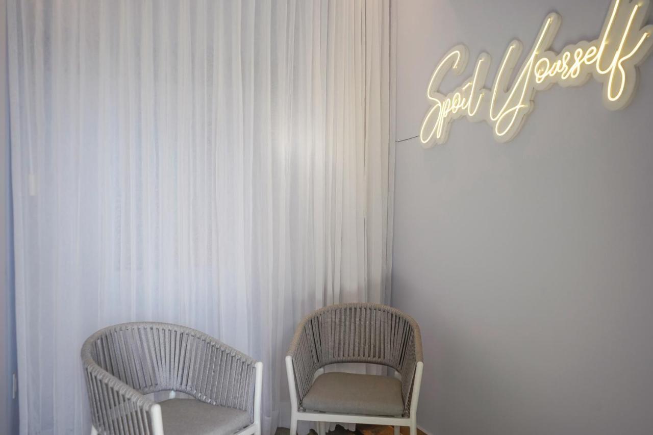 Singular Dream A306 Apartment