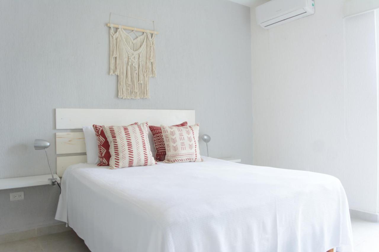 Olivos J8 Apartment *