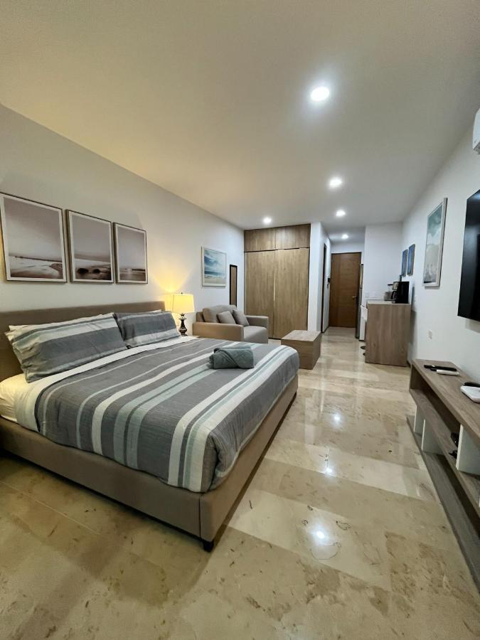 Luxury On The 5th Avenue Ocean View Rooftop I By Yeah *