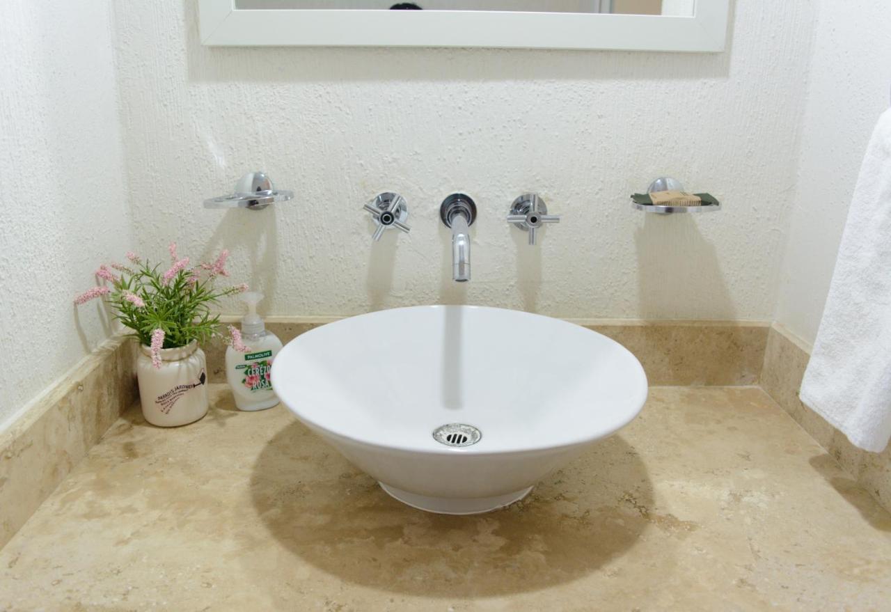 Olivos J8 Apartment *