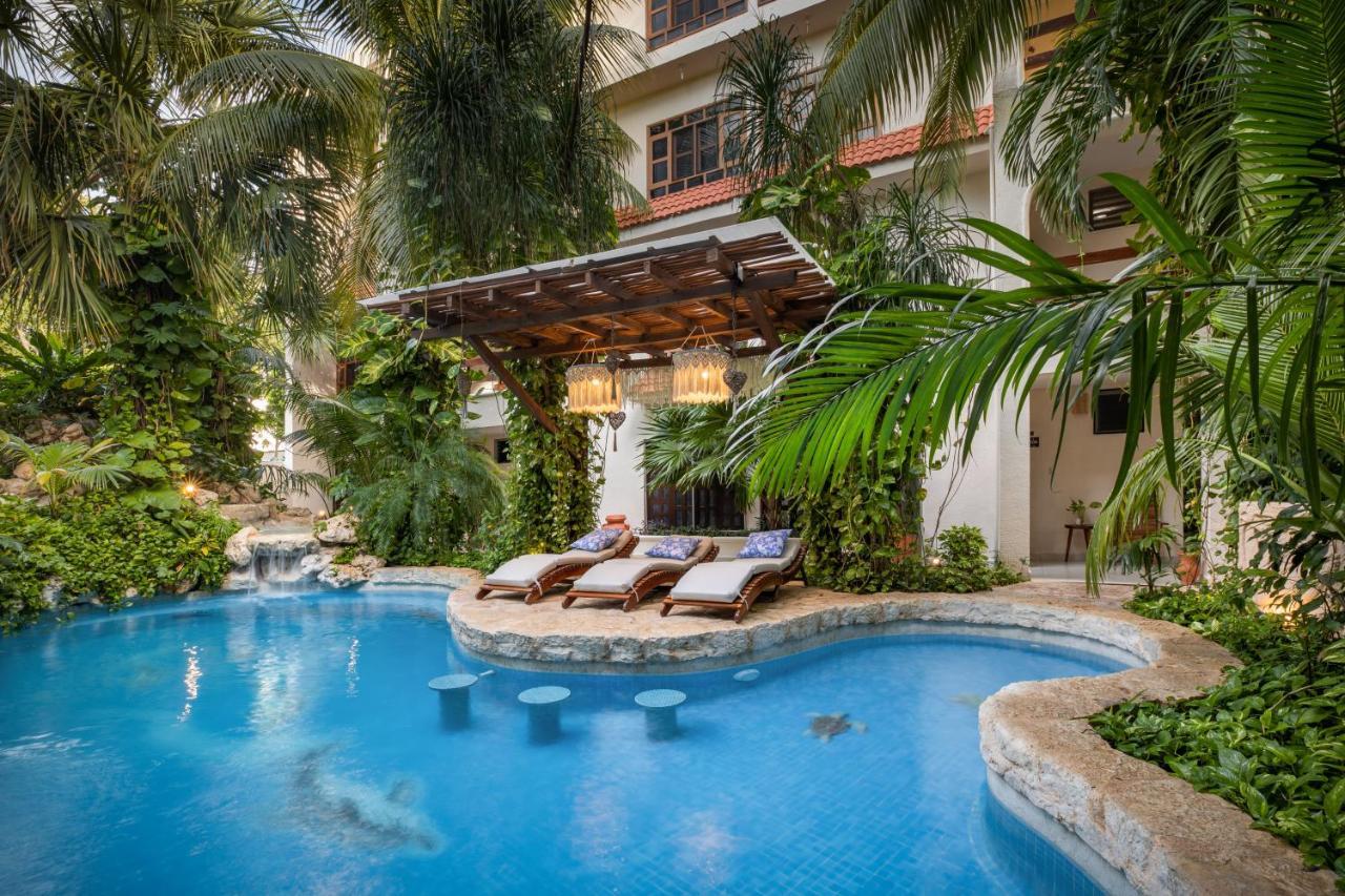 Hulku Hotel 3*