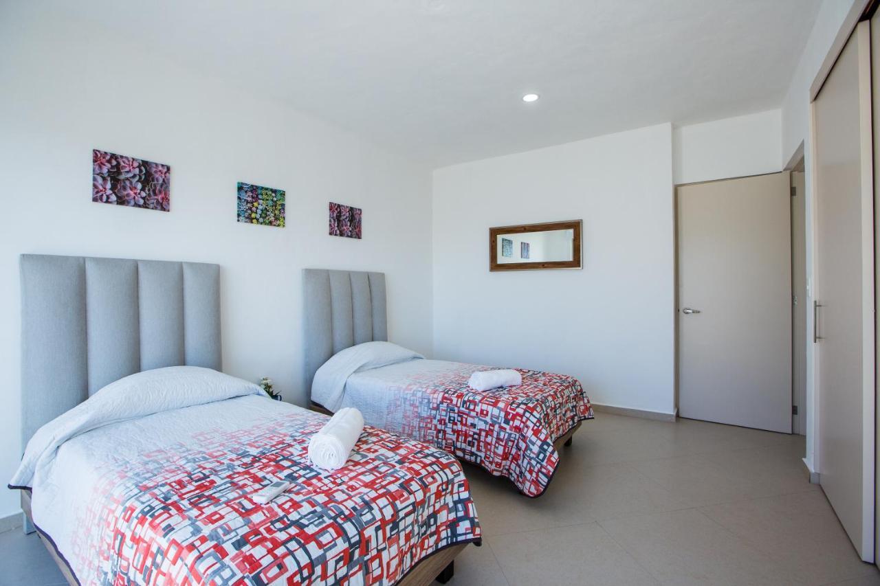 Penthouses & In Pdc! 2 & 1 Bedroom Units Close To The 5th Av Appartement Playa del Carmen