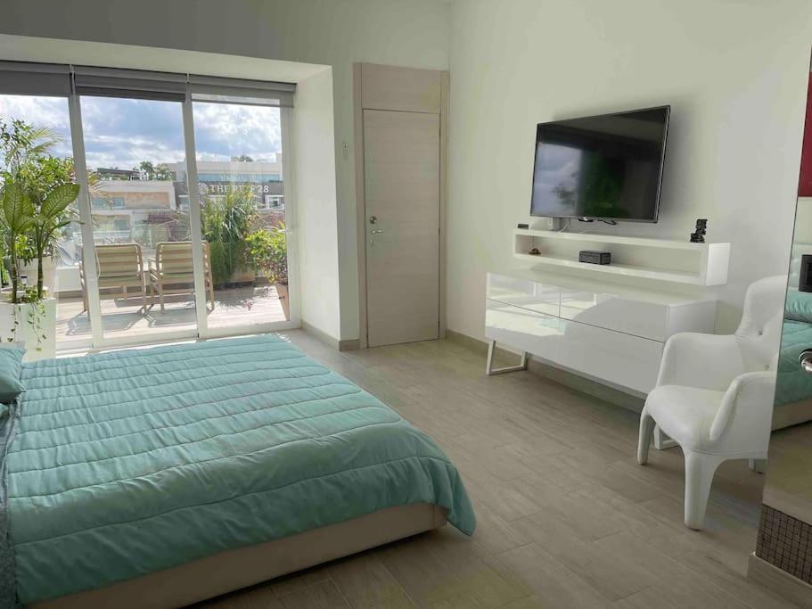 Penthouse On 5av! Private Pool! Rooftop With Ocean View