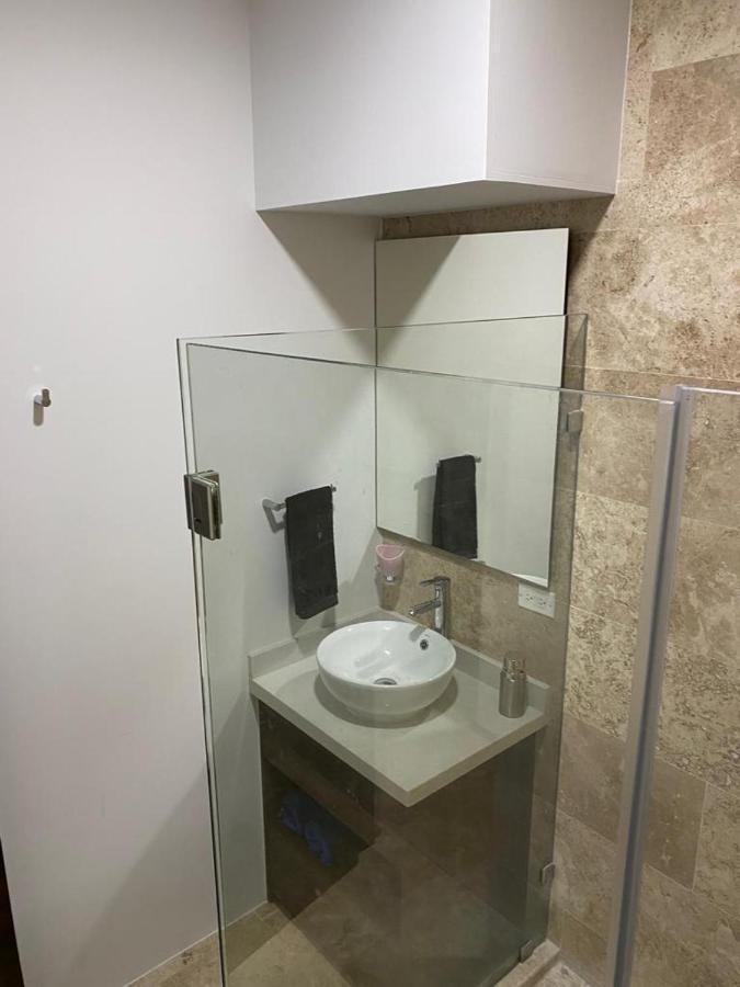 Midtown 2 By Chez Alam Apartment *
