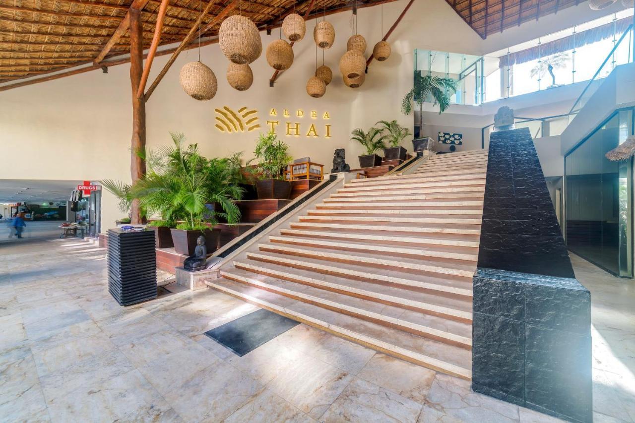 Aldea Thai L Resort-style Pool & Gym