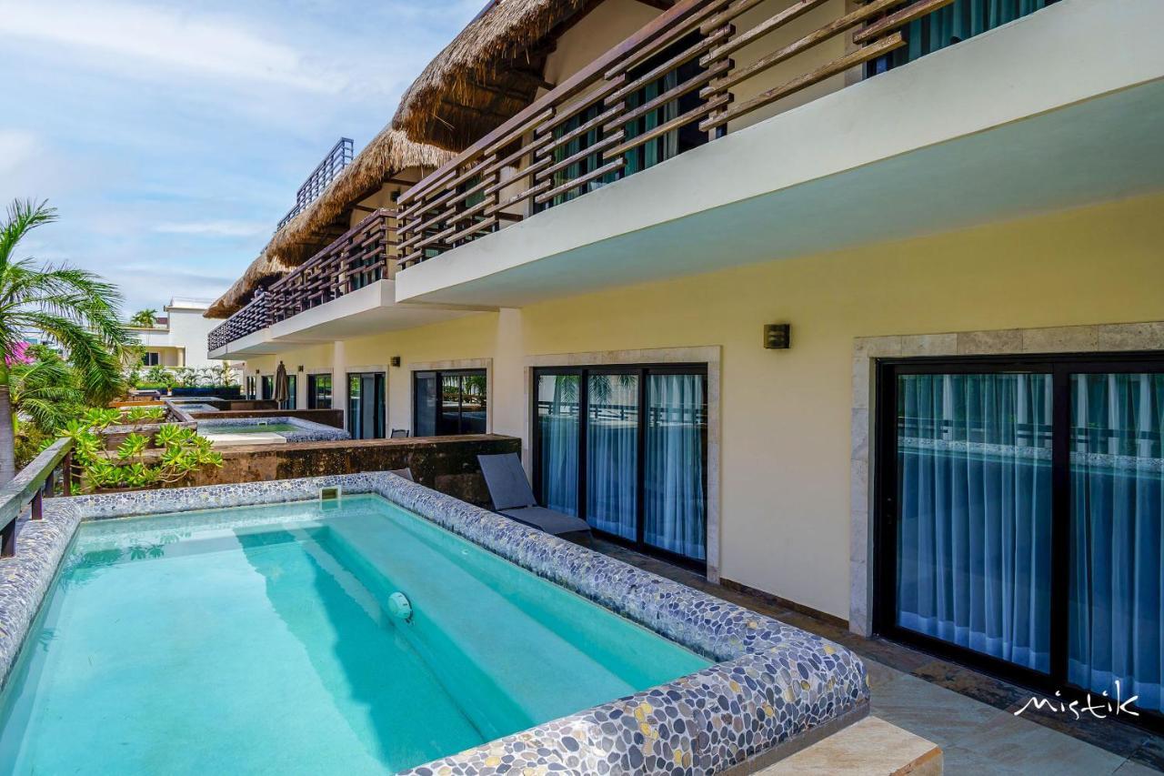 Aldea Thai L Resort-style Pool & Gym *