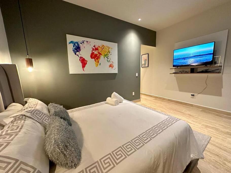 Pool View / Rooftop Pool, Jacuzzi, Gym & Bar Appartement