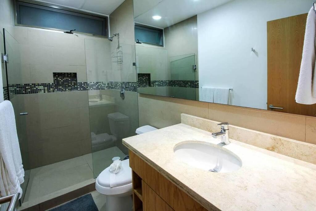 Modern 2 Bdr, 3 Minutes Walk From The Beach, Central Location! Apartment Playa del Carmen
