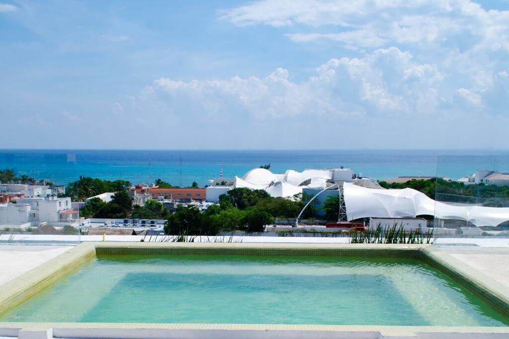 Apartment New Pool View Cozy / Jacuzzi, Gym & Pool