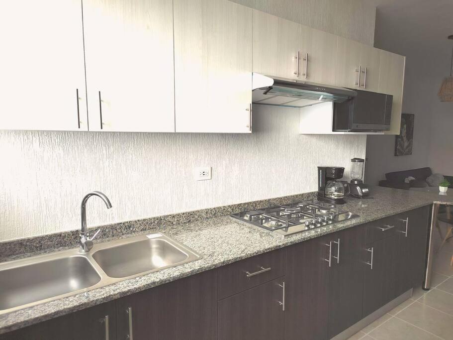 Apartamento Lugar Lindo Y Acogedor En Playa *