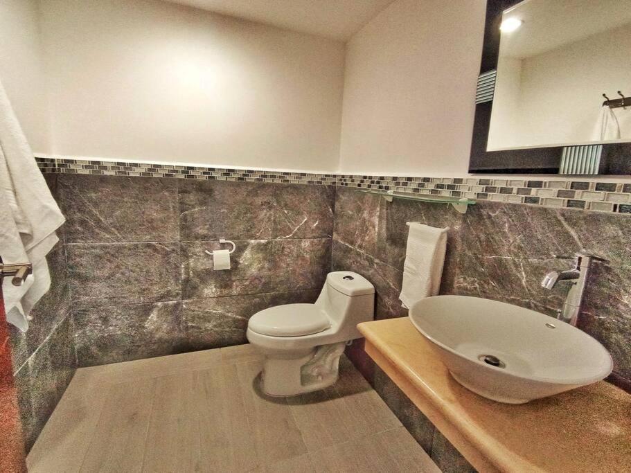 Vip! Pent-house With Your Private Pool & Chairs 2 Bedrooms Apartment *