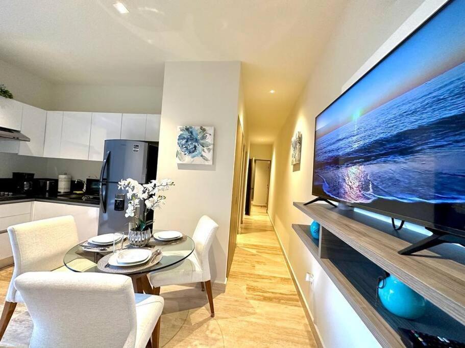 2 Beds Pool View Modern Apt/parking, Gym, Rooftop - 405 Musa Apartment *