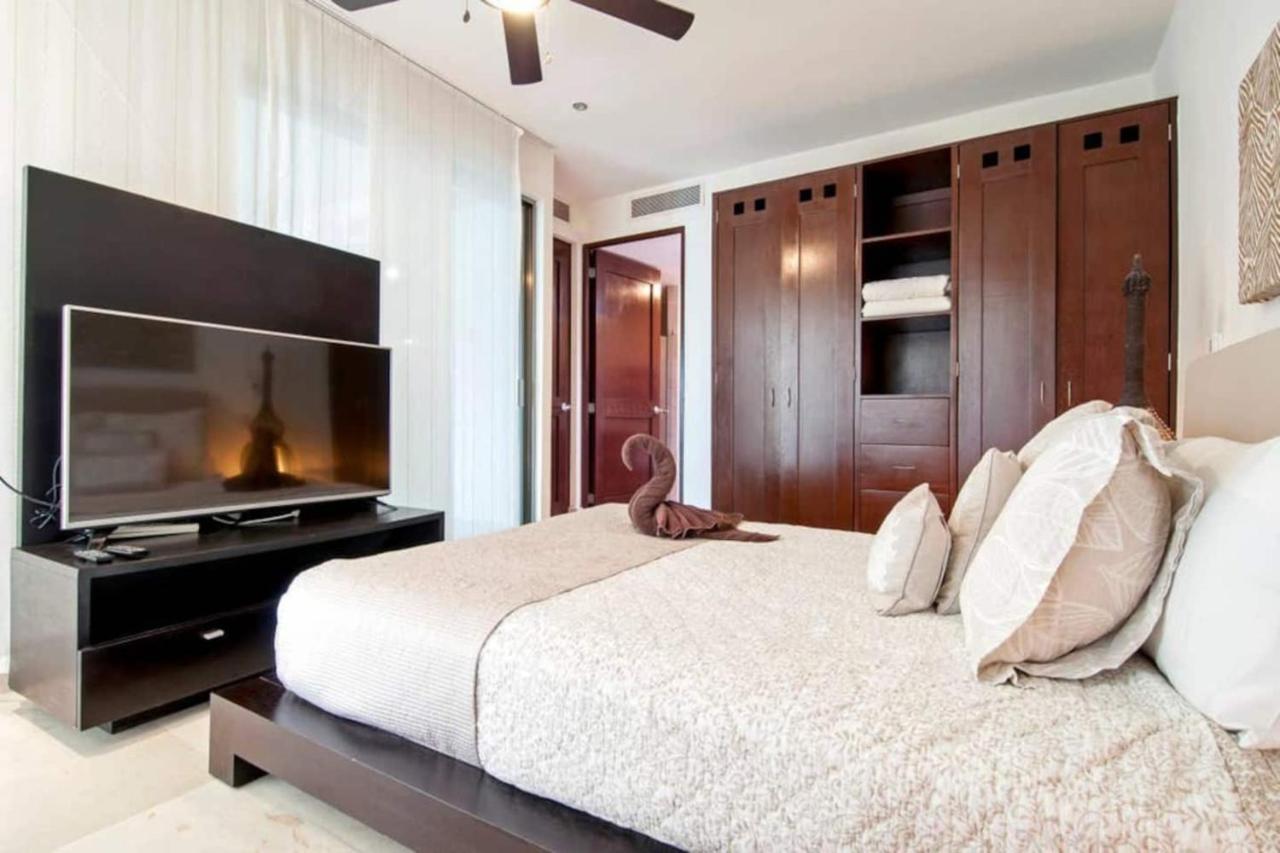 Apartamento Luxurious & In Playa Steps From The