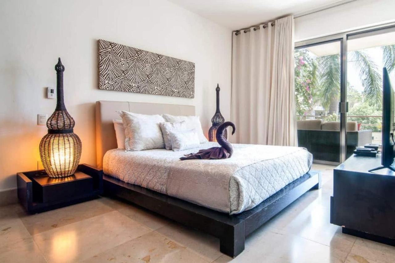 Apartamento Luxurious & In Playa Steps From The Playa del Carmen