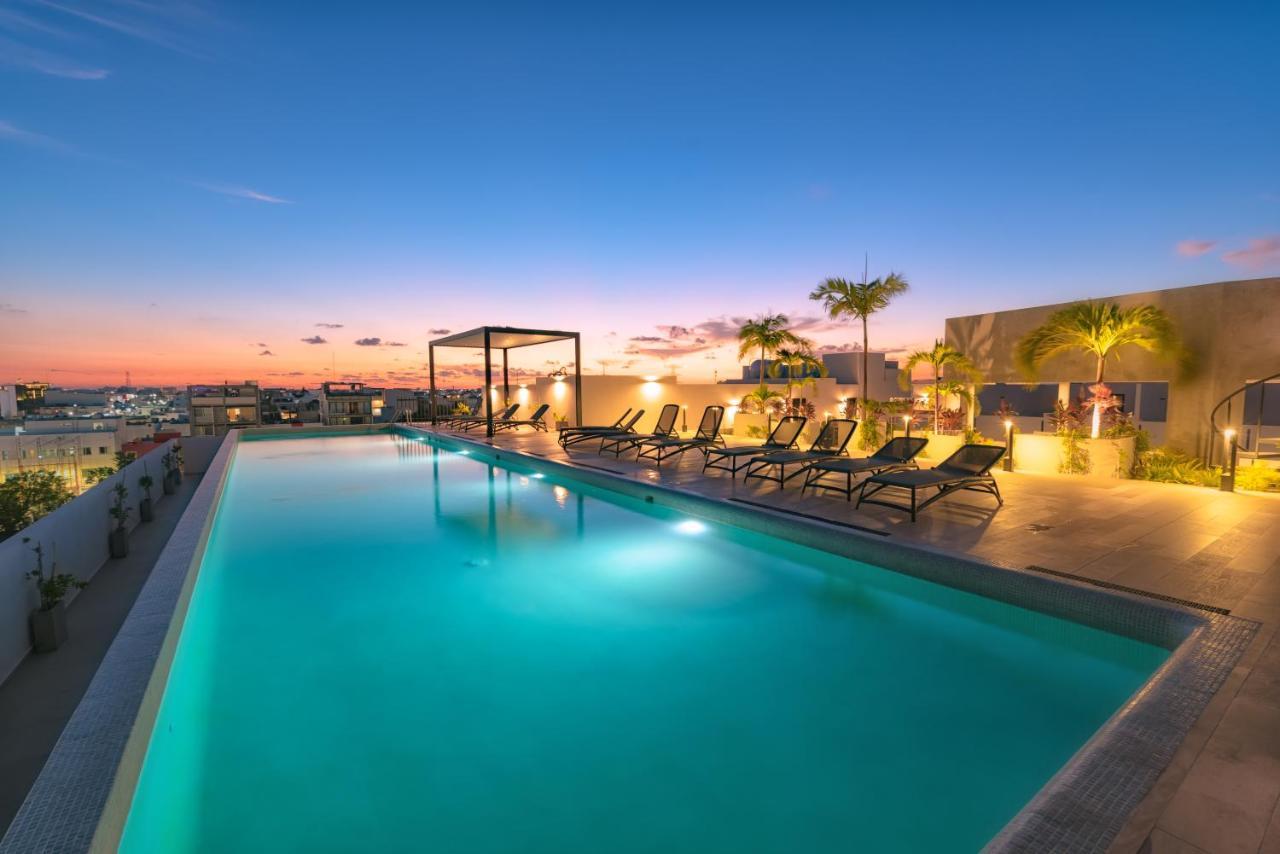 Fancy 3 Bedroom In Downtown Playa Rooftop Pool Gym *