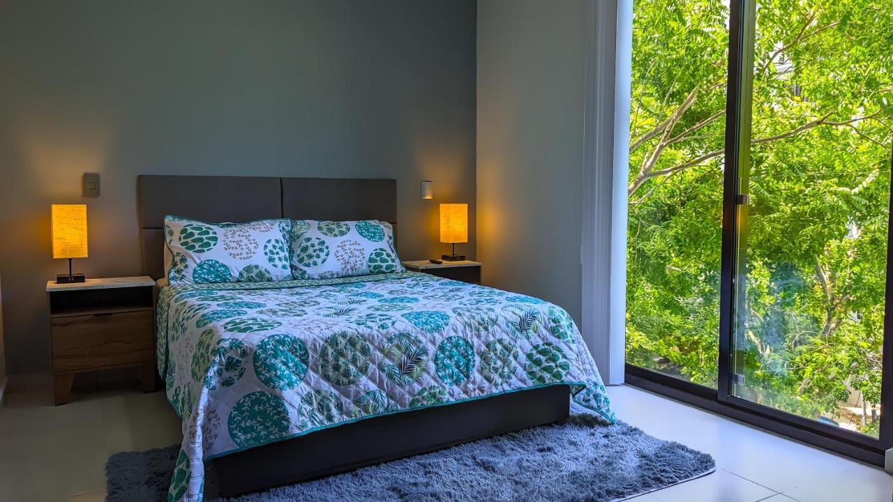Riviera - New 2br W. Big Pool & Jacuzzi Appartement