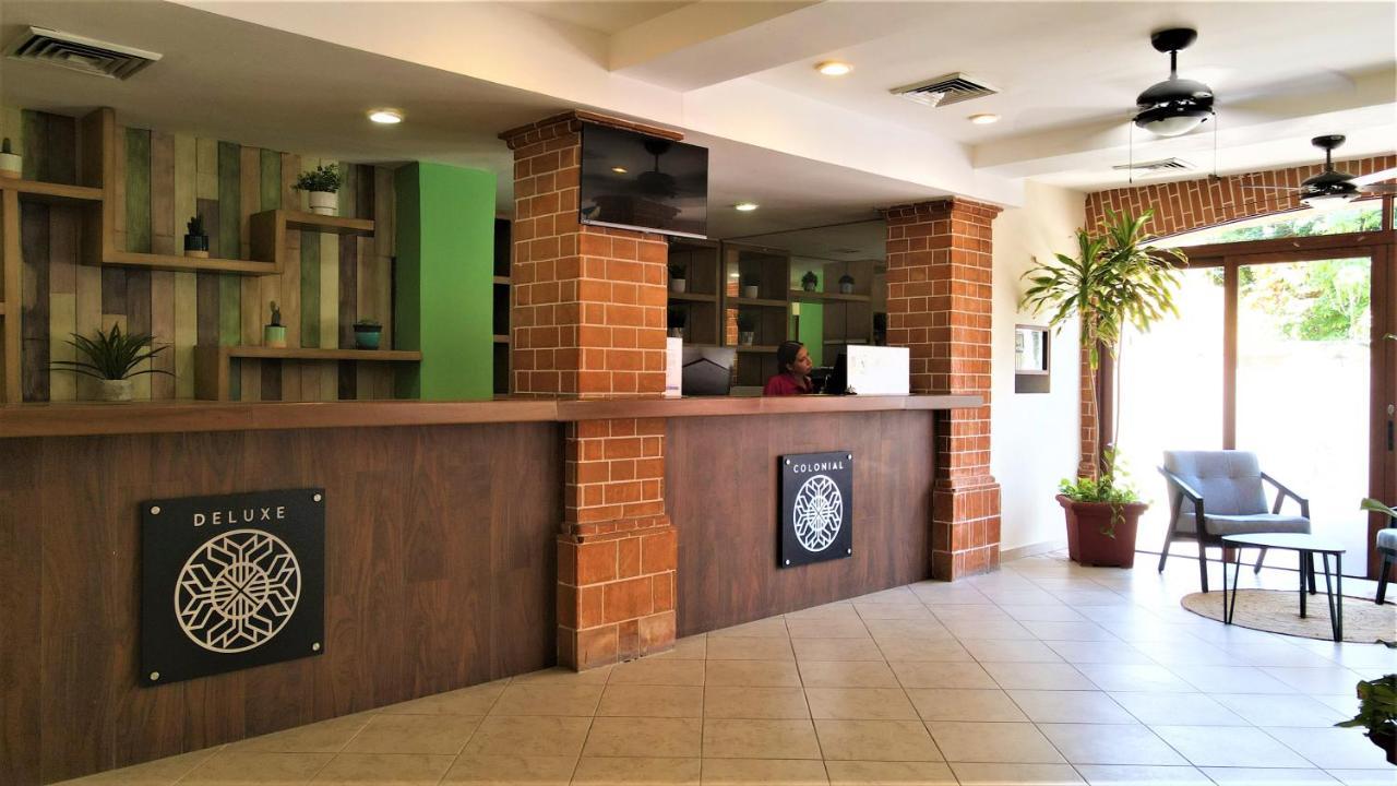 Colonial 3*