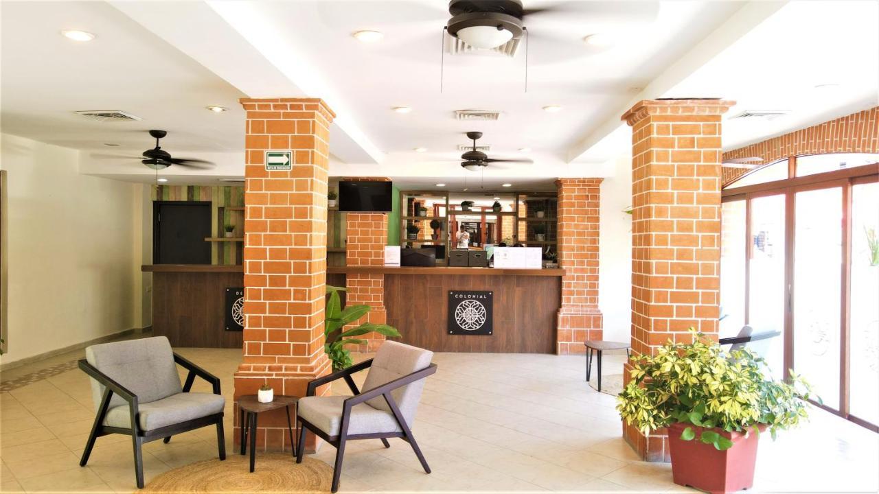 Colonial Hotel 3*