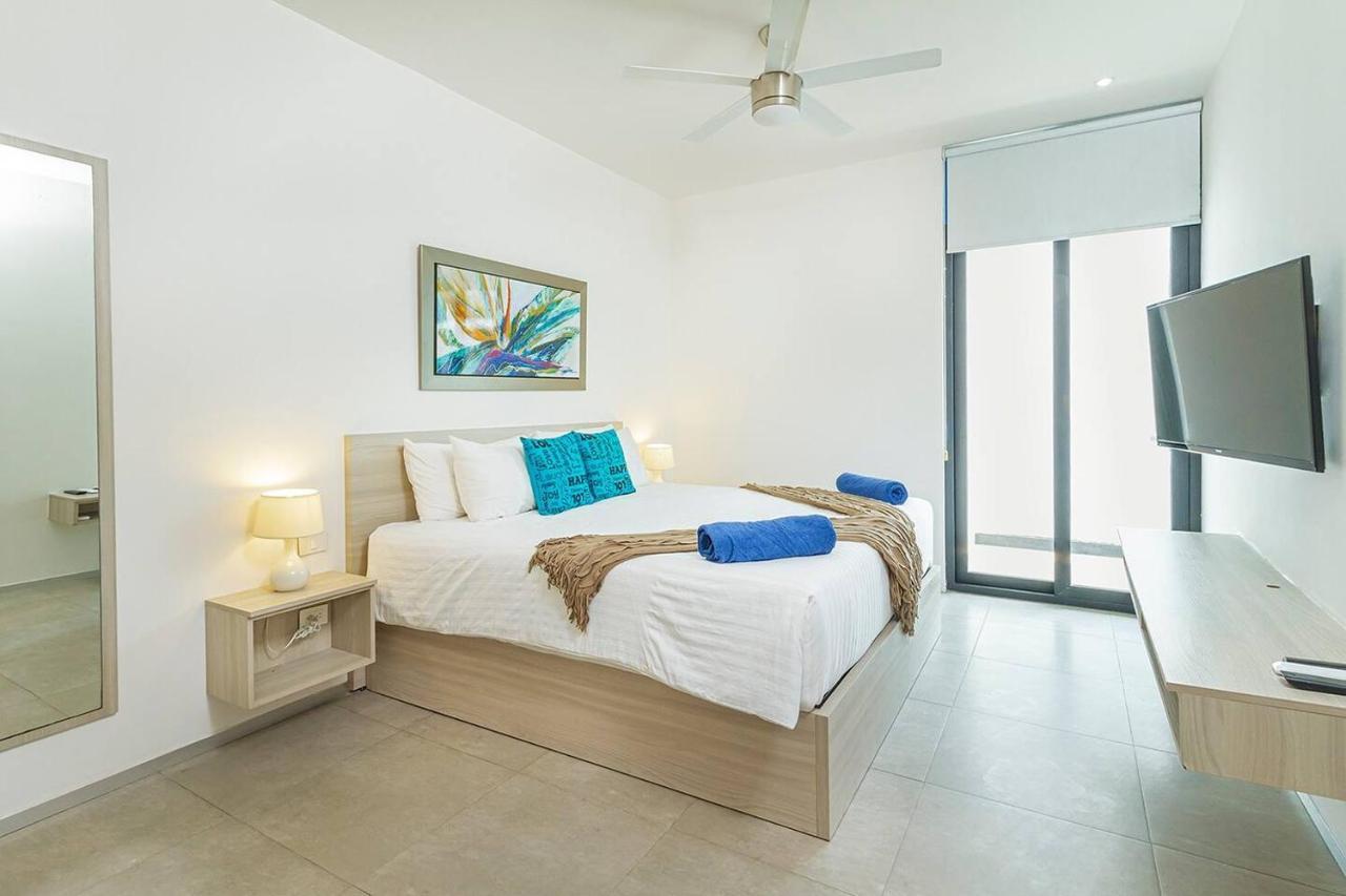 Lovely Space 4 Blocks From The Beach *