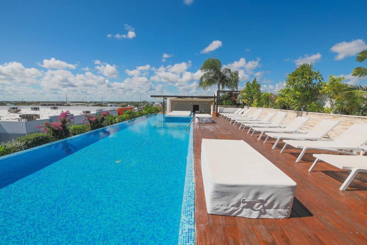 Lovely Space 4 Blocks From The Beach