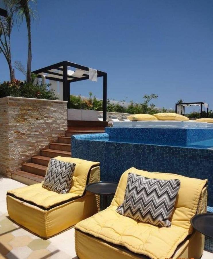 Lovely Space 4 Blocks From The Beach Apartment