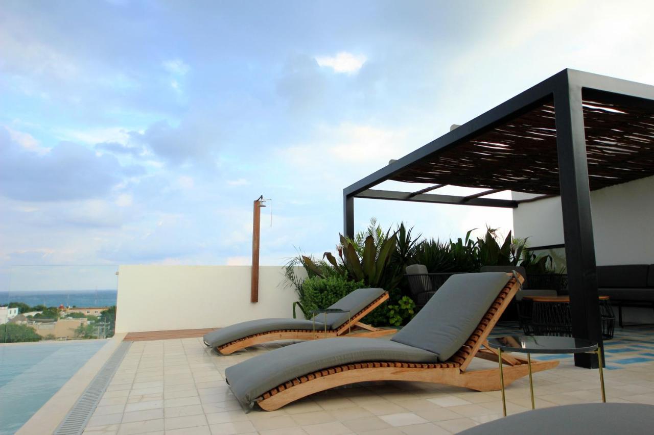 Spacious Studio, Incredible Rooftop With Sea View Apartment *