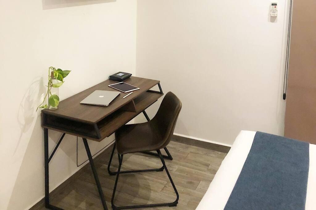 Appartement Workspace-reliable Wifi-ac Close To Everything