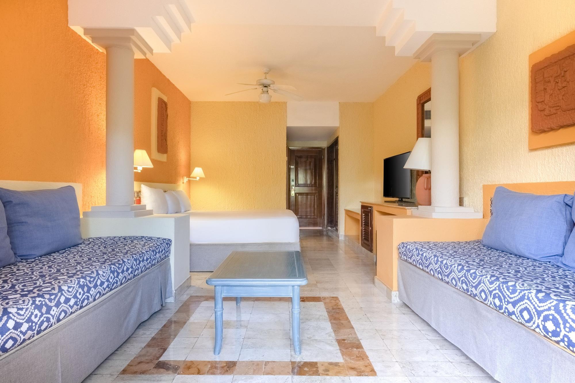 Iberostar Waves Tucan Resort Playa del Carmen